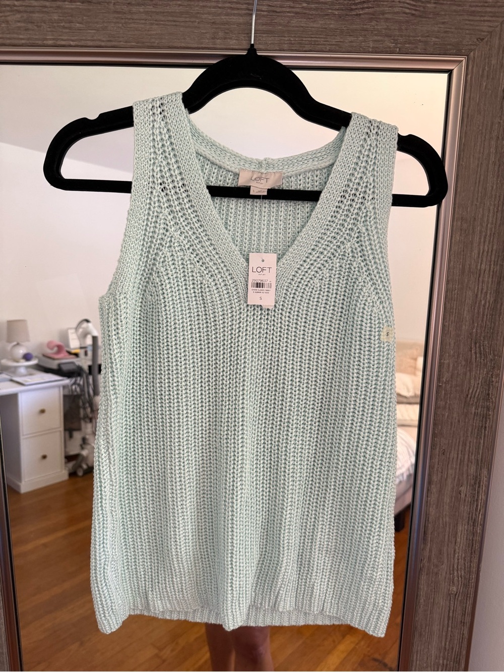 LOFT Light Mint Knit V-Neck Sleeveless Sweater Tank